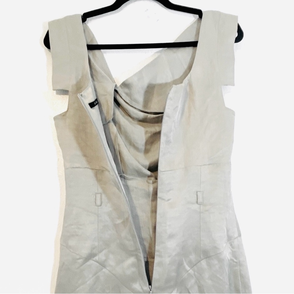 Black Halo- Jackie O metallic 70% linen asymmetrical midi sheath dress.Size 6 - Picture 7 of 11